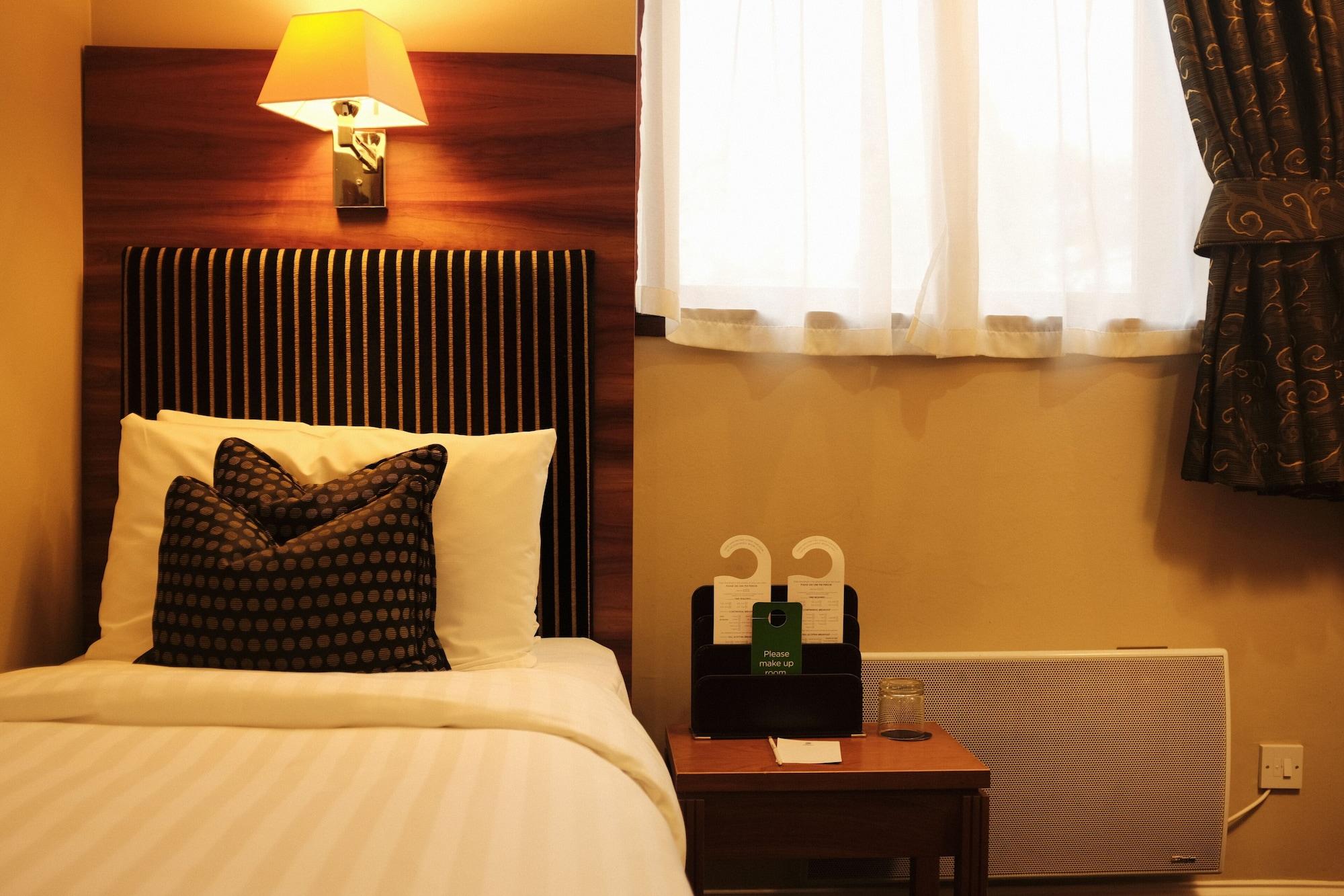 Best Western Garfield House Hotel Chryston Dış mekan fotoğraf